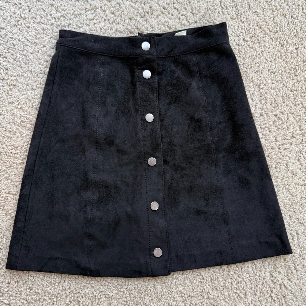 H&M Mini Skirt Womens Size 2 Black Faux Suede Button Front A-Line Skirt